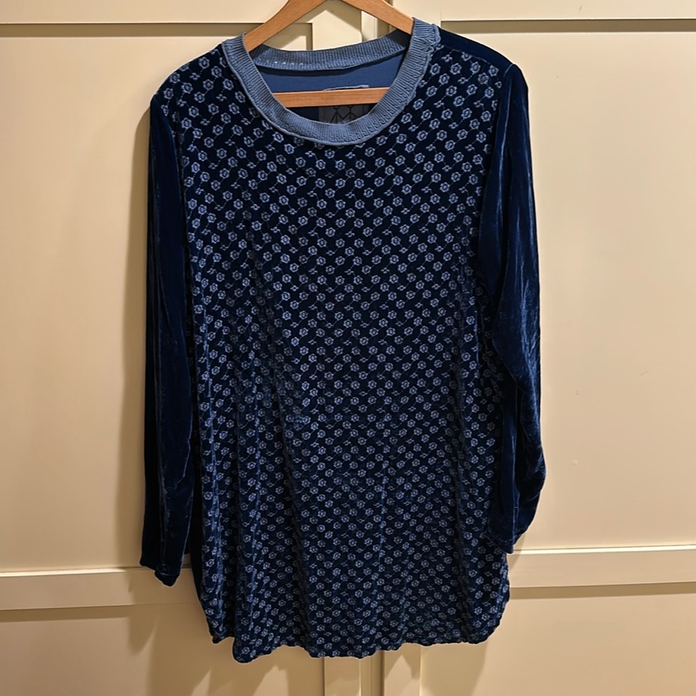 Johnny Was Silk Blend Velvet Embroidered Tunic